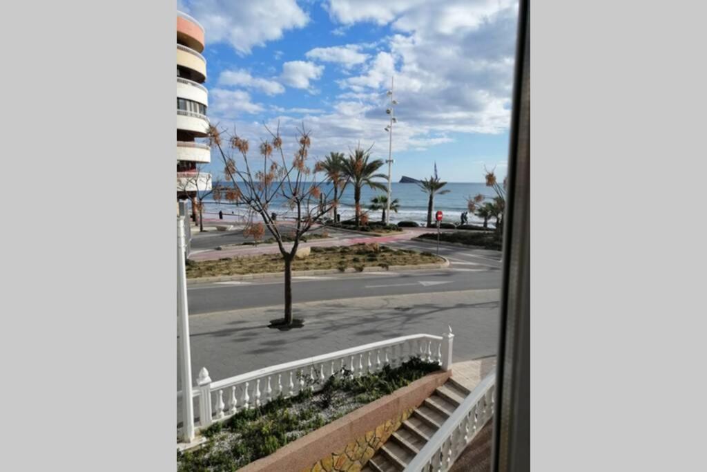 Apartamento Frente Al Mar Benidorm Buitenkant foto