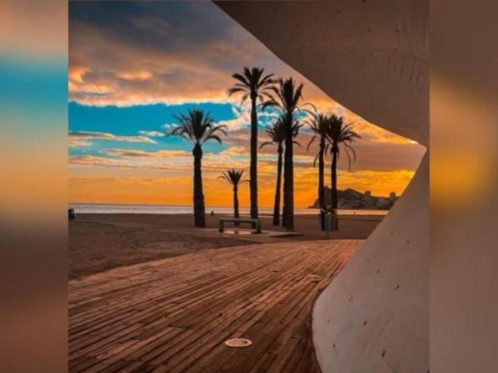 Apartamento Frente Al Mar Benidorm Buitenkant foto