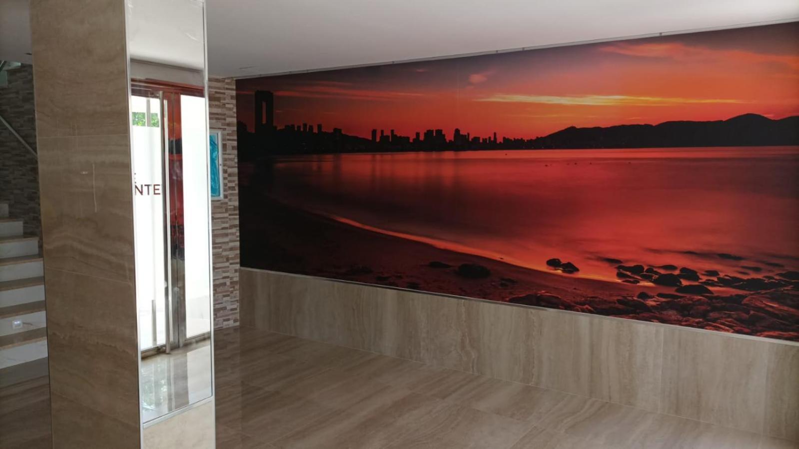 Apartamento Frente Al Mar Benidorm Buitenkant foto
